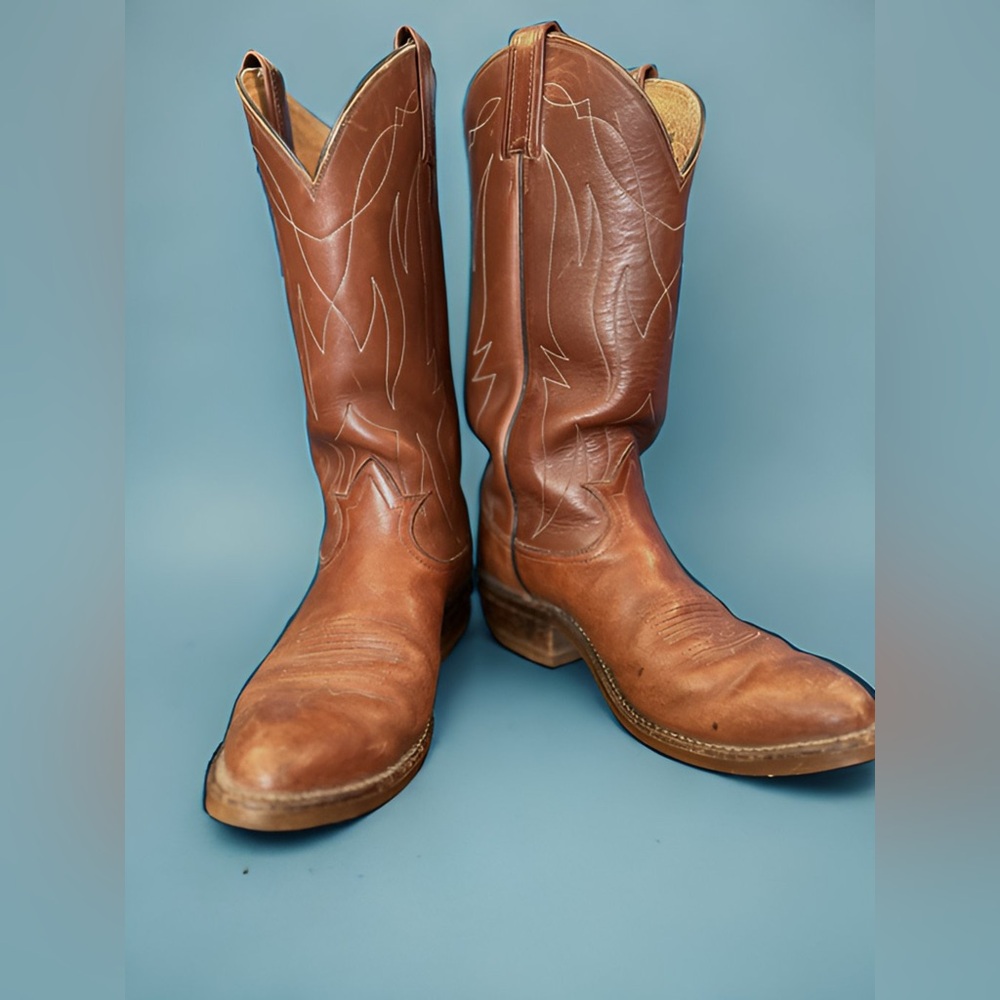 Used Vintage Tony Lama Cowboy Boots